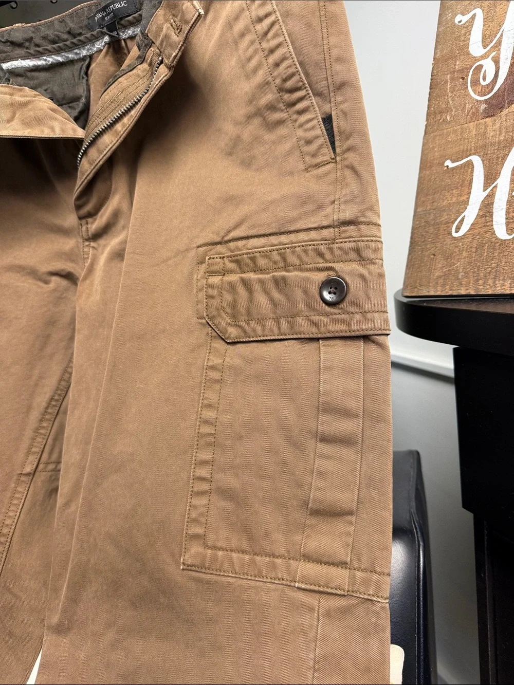 Banana Republic mens Cargo Pants in coco Brown #202